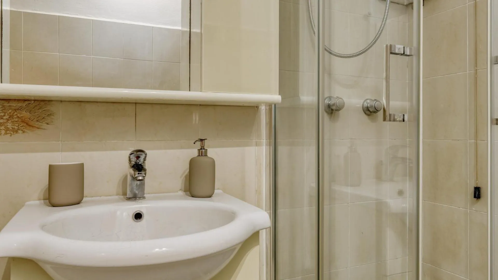 Ideal Rent - Viale Sarca 198 Milánó Apartman